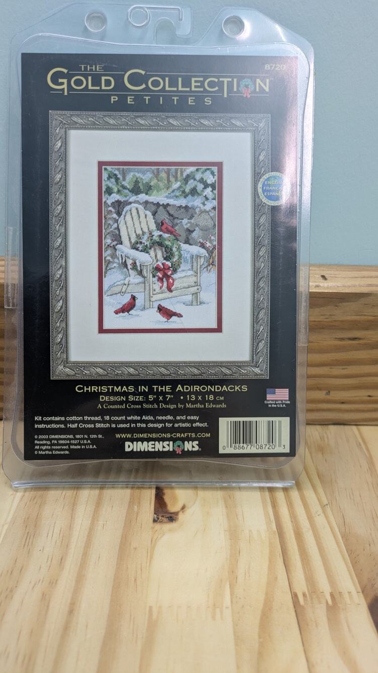 ThGold Collection Petites Christmas in the Adirondacks counted cross stitch kit